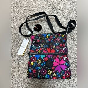 NWT Kipling Nylon Cute Travel Floral Purse w Lots of Pockets and Cute